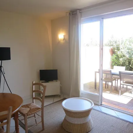 Apartment Recent Proche De La *